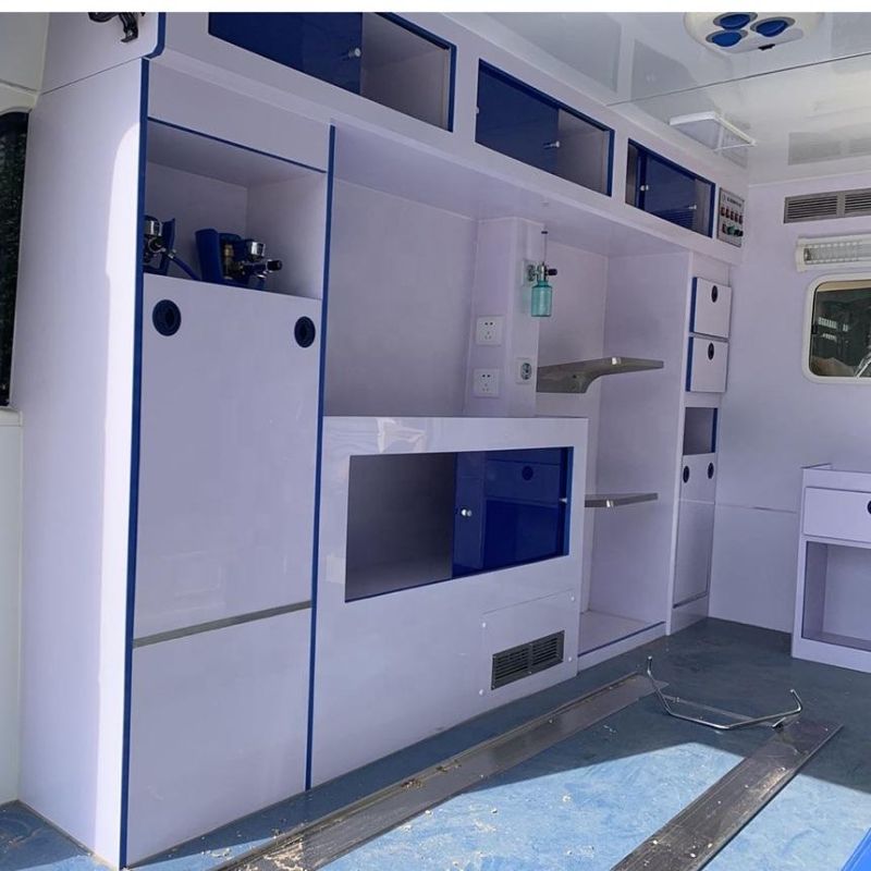 Professional Hospital Negative Pressure Ambulance with Mobile Medical Shelters and Medical Equipment Cabinet for Sales
