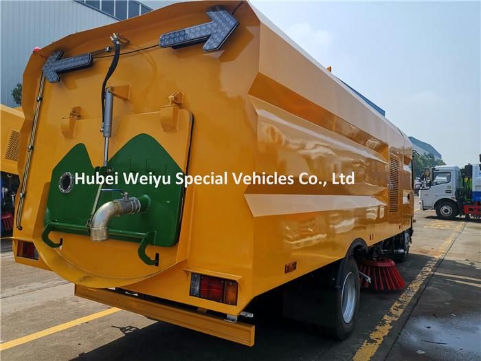 190HP Street Sweeper Vehicle Manufacturer 5000liters Road Washing Truck