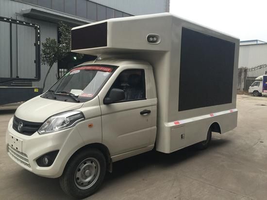 Good Quality P4 P5 P6 LED Advertising Truck with Stage and Lifting