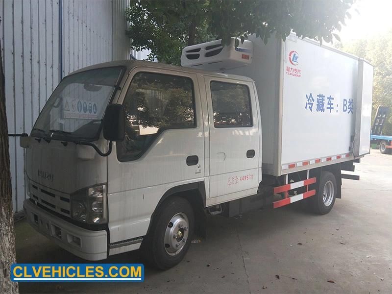 Isuzu N Series Four Doors 4ton Cooler Refrigerator Truck