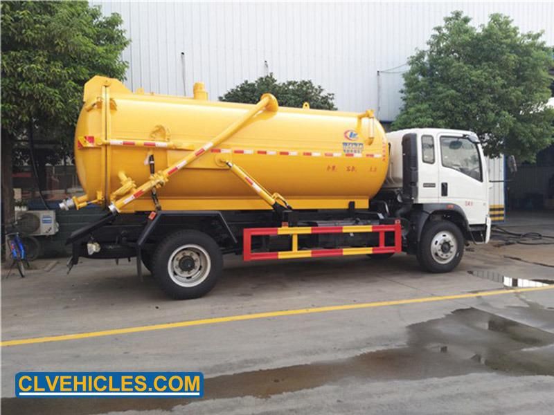 HOWO 4*2 6000 Liters Toilet Vacuum Sewer Sewage Cleaning Truck