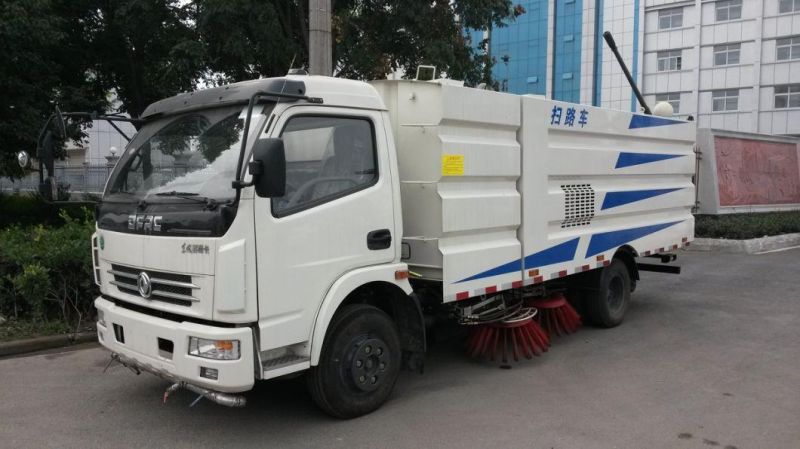 Dongfeng 4X2 5cbm Street Sweeper Truck for Sale