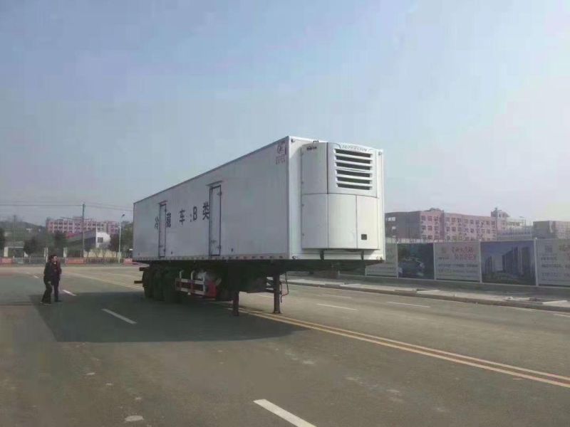 Credit Sale Froozen Goods Transportation Truck Trailer 35toner′ S Install Rear Hydraulic Tail System for Sale