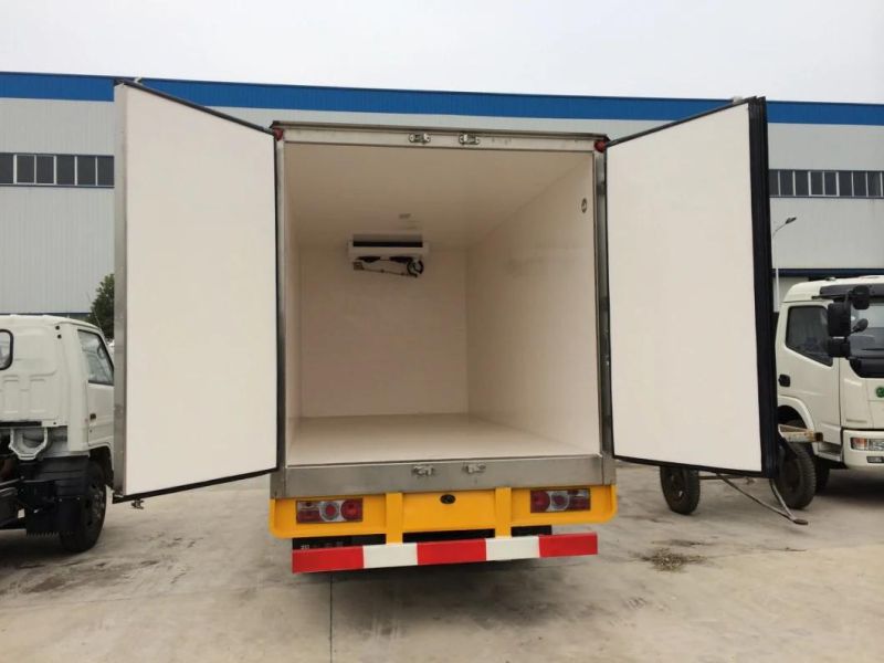 HOWO 4*2 10t Freezer Meat Fish Fruit Refrigerator Truck