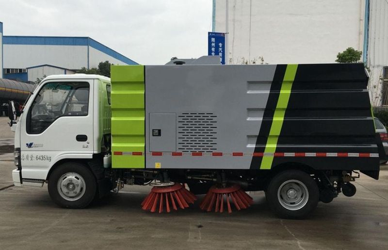Isuzu 5.5cbm 4X2 Diesel Small Street Sweeper Truck Stainless Steel