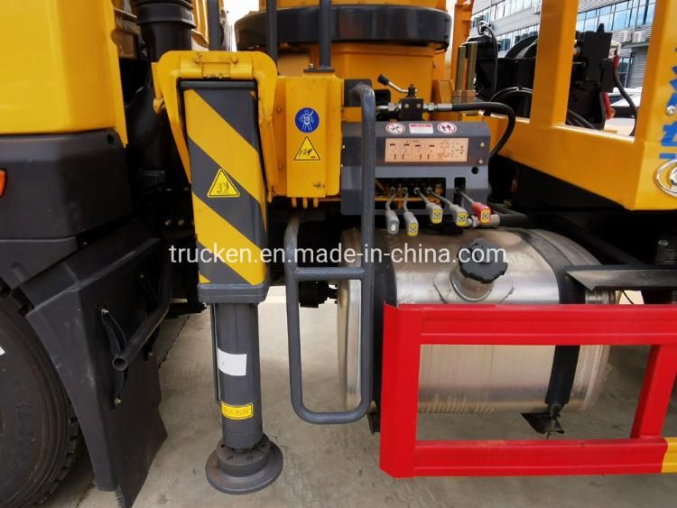 Heavy Duty FAW Flatbed Tilt Tray Wrecker Tow Truck 10ton Loading 15ton Under Lift for Road Saving Truck Delivery