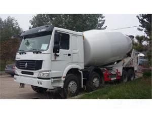 HOWO 8X4 12 Wheel 15m3 Concrete Mixer Truck with Good Price