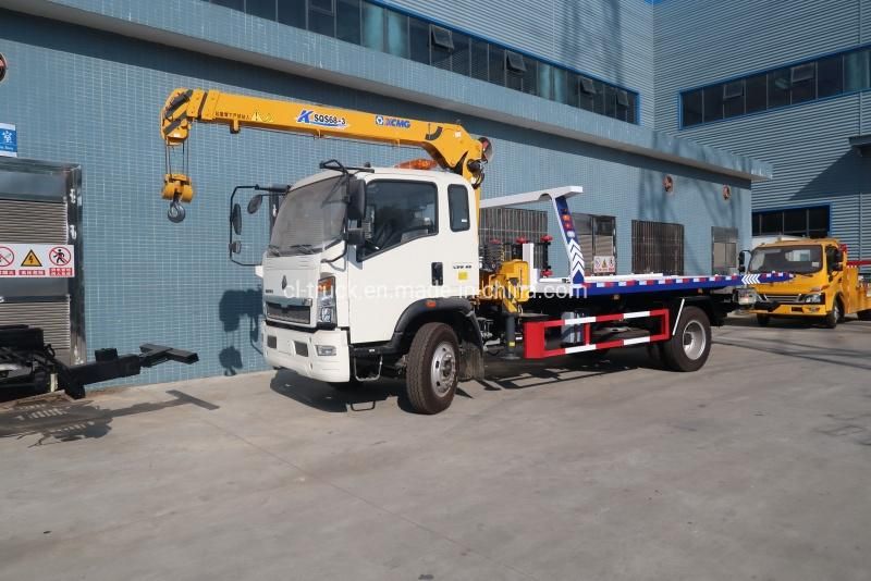 Chinese Factory Small Right Hand Drive Sinotruk HOWO 6 Wheel 4ton Self Loader Tow Truck with Crane