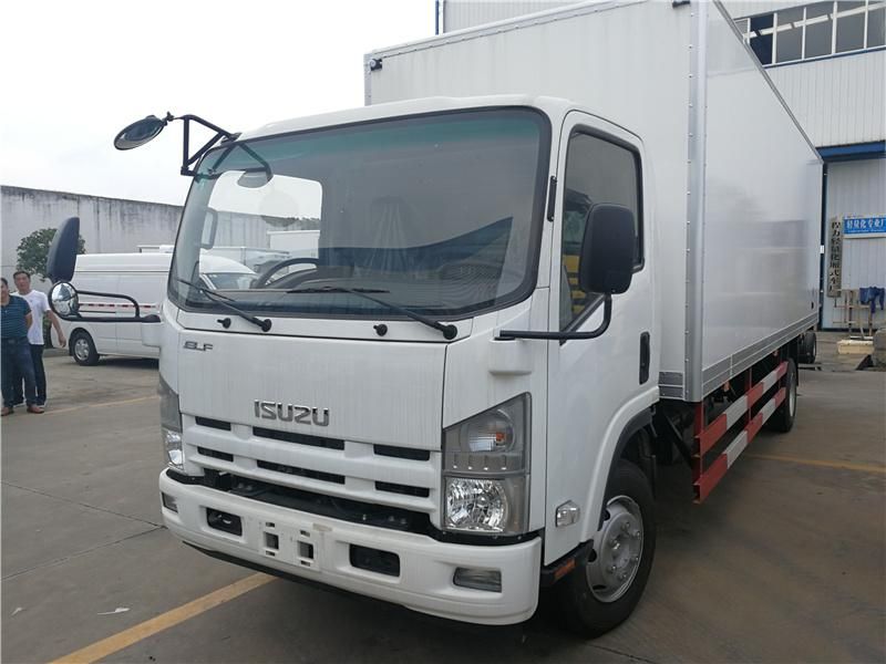 Japan Brand 700p Freezer 10tons 5 Tons Isuzu Refrigerated Truck in Dubai