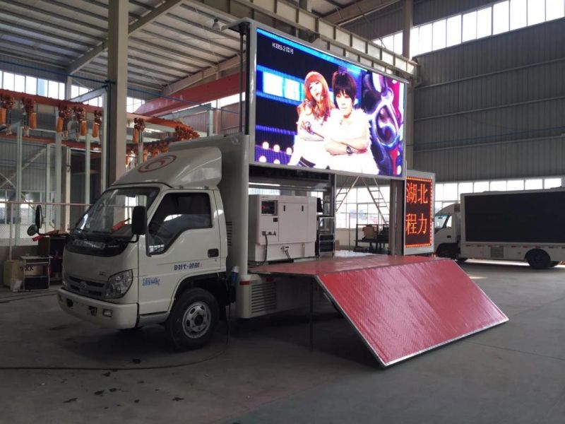 Japanese Brand 4X2 Mobile Advertising LED Screen Advertising LED Truck