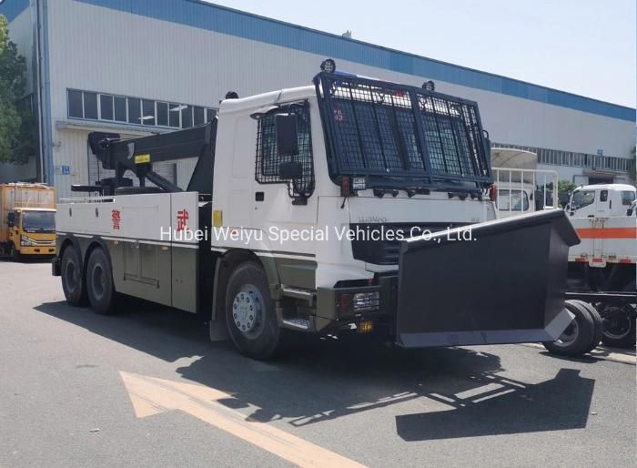 Full Wheel Driving 6X6 Anti Riot Barrier Break Through Sinotruk HOWO 16ton Heavy Duty Road Recovery Wrecker Tow Truck with Front Shovel