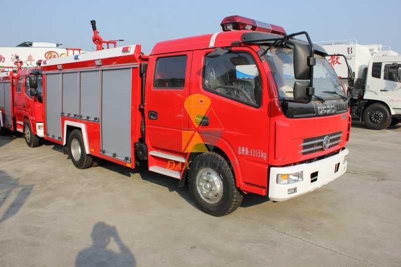 China Daxlifter 5290*1980*2610mm Water Tank Fire Truck