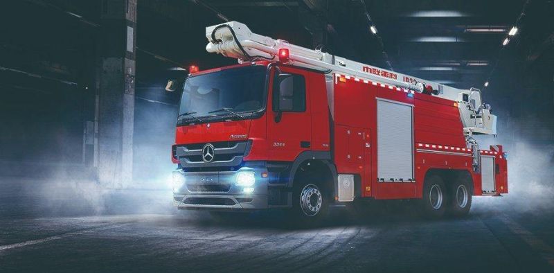 China Manufacturer Water Tower Diesel Engine Fire Fighting Truck