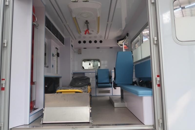 Transit Emergency ICU Ambulance Vehicle Hospital Truck with Negative Pressure