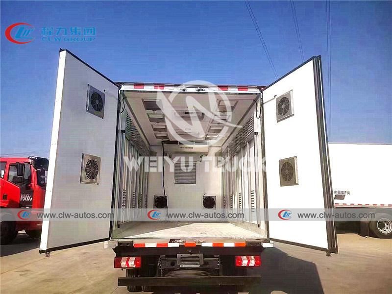 Dongfeng 4X2 Type 3tons Small Refrigerated Delivery Truck for Livestock and Poultry with Thermo King Unit