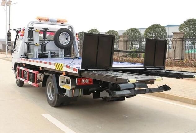 Foton 4X2 4 Ton 130HP Road Recovery Wrecker Flatbed Tow Truck