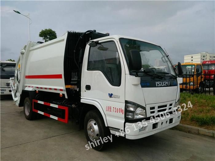 Japanese Compactor Refuse Waste Management Truck Isuzu 5m3 6cbm 4tons Rear Loader Refuse Disposal Vehicle