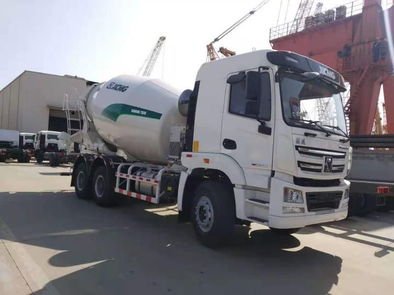 Sinotruck HOWO 10 Cubic Meter Cement Concrete Mixer Truck From China