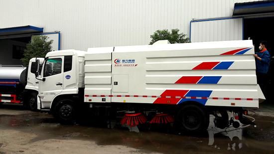 8-10cbm Dongfeng Sweeper Truck of Vacuum Road Sweeper Truck