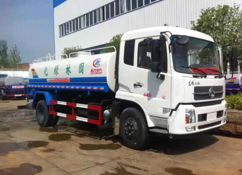 Dongfeng 4X2 Street Sprinkler Water Truck