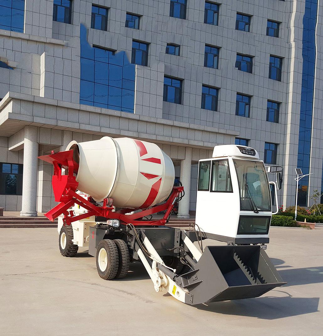 New Condition Self-Loading Concrete Mixer Truck with 2.8 Cube Meters Drum