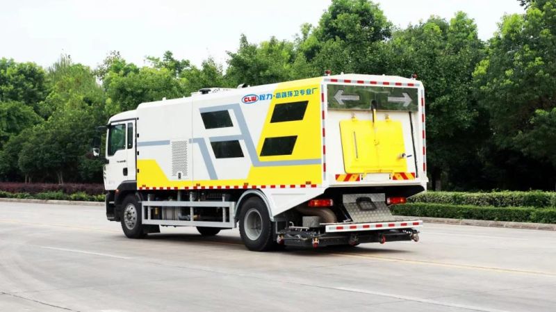 China Is High-End Deep Cleaning Vehicle Trash Truck 7 Cbm Water Tank 9 Cbm HOWO