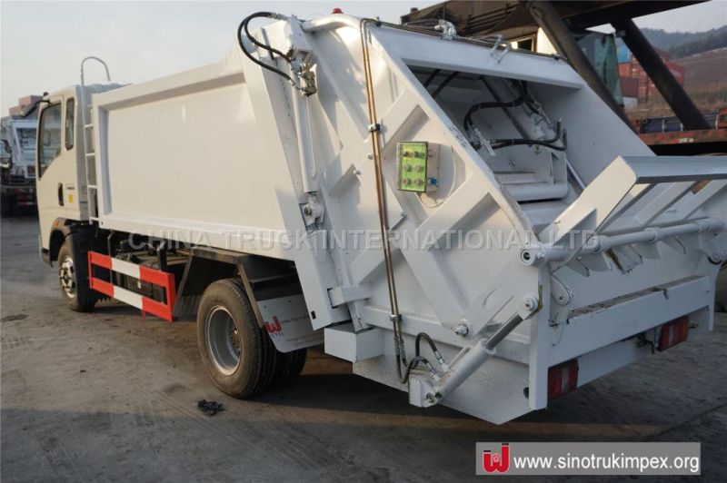 Sinotruck HOWO 4X2 Compression Type Garbage Compactor Truck