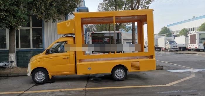 China Hot Sale Export Outdoor Broadcasting Trucks with 4-Sides Scrolling Poster Display Billboard Advertising Truck