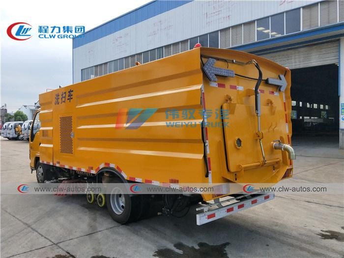 Vacuum Road Sweeper High Pressure Road Cleaning Diesel Engine Road Cleaning Truck