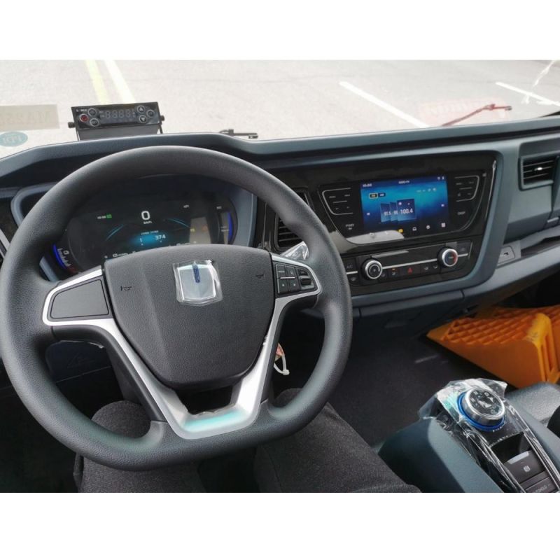 Electric Truck with Incubators and Refrigerator/Extended-Range Electric Truck