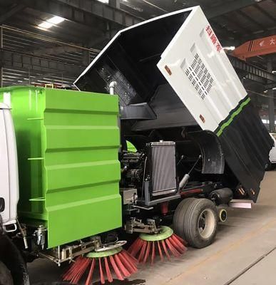 High Quality Road Sweeping Vehicle Sweeper Truck with Water Cleaning
