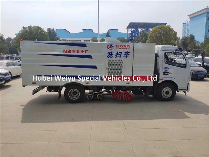 Road Sweeper 4X2 Dongfeng 120HP 4000liters Water 5cbm Dustbin Road Cleaning Truck