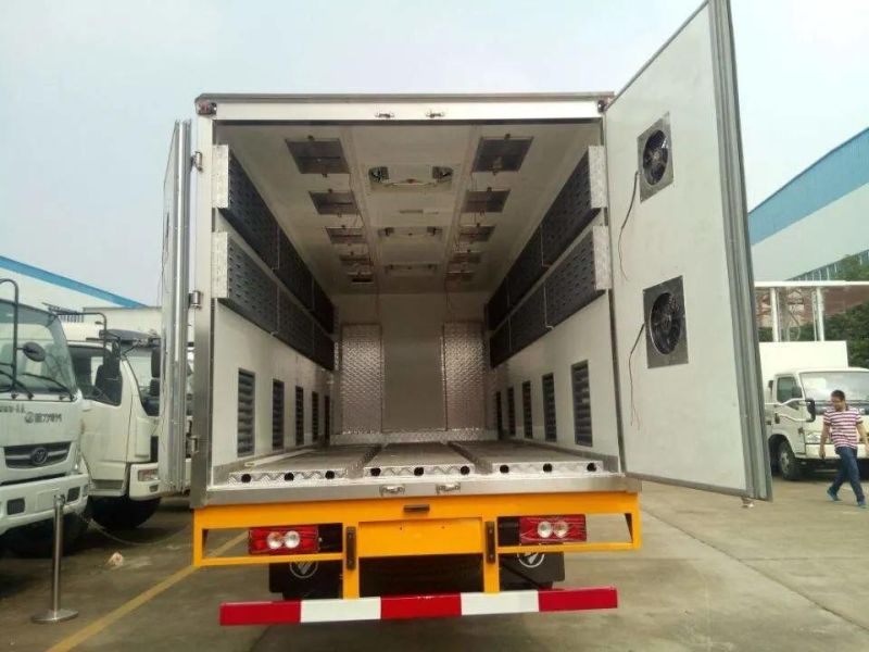 Dongfeng 8X4 Chick Baby Transportation Truck