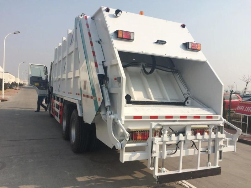 China Isuzu Garbage Truck with 20 Cubic Meter Box