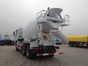 Manufacturers Price Sinotruk HOWO 8*4 Self-Loading Concrete Mixer Truck