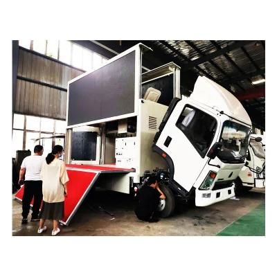 Clw Factory 4X2 6 Wheeler P6 Mobile LED Advertising Truck for Sale
