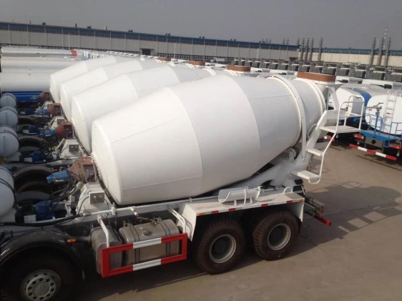 Low Price Sinotruck HOWO 8X4 Concrete Truck Mixer for Sale