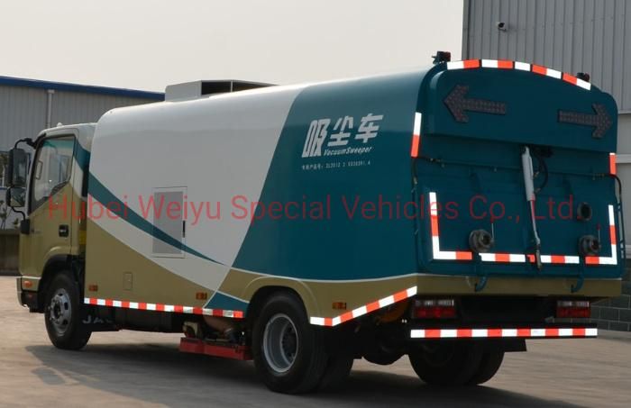 China JAC 5tons Water Spraying Street Vacuum Cleaning Machine 7-8cbm Road Garbage Dust Suction Cleaner Truck