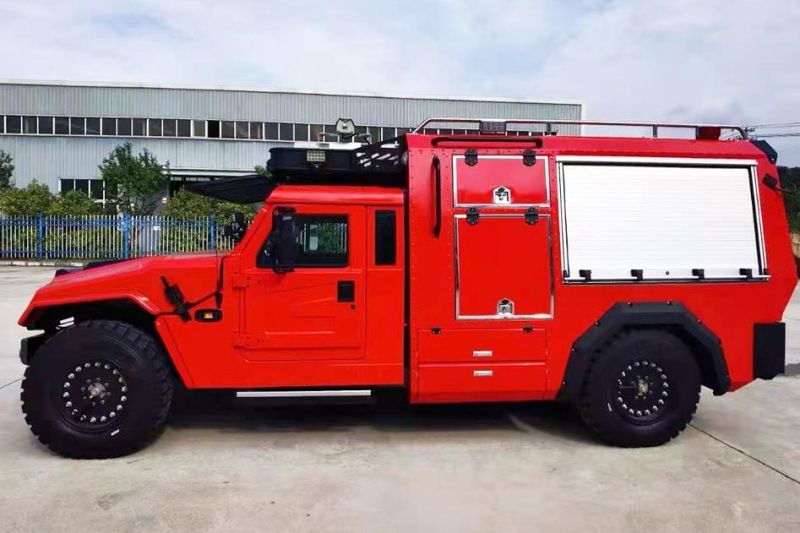Dongfeng Brave Warrior M50 off Road Single Row Forest Fire Fighting Truck