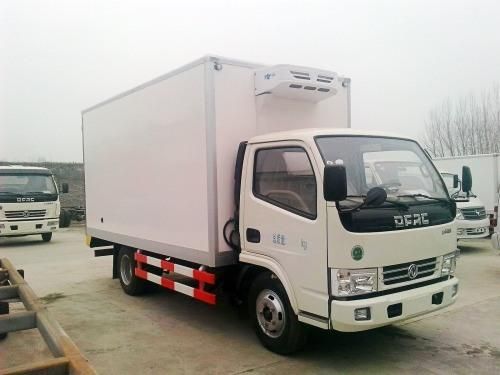 Good Quality Dongfeng 4*2 Refrigerator Food Truck