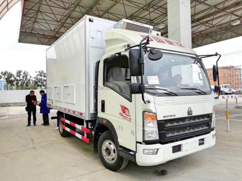 Sinotruk HOWO Light Transport Meat Egg Refrigerated Truck in Ghana