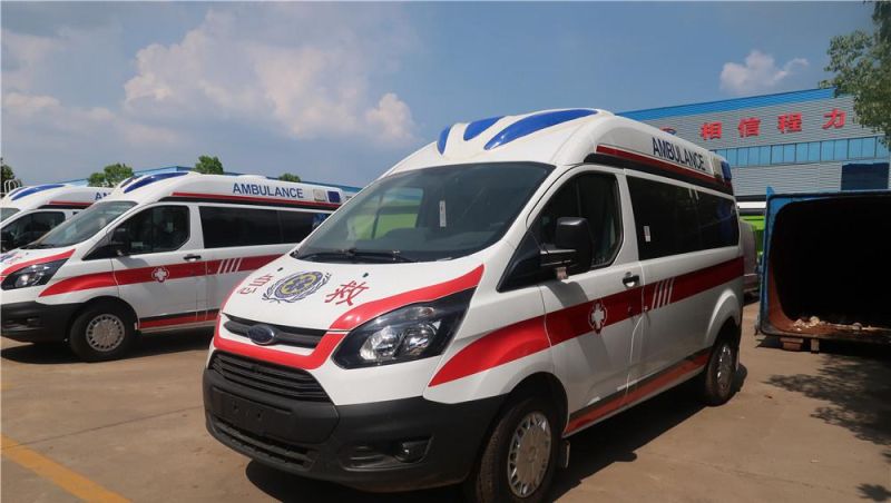 Good Quality Ford 4X2 Brand New Monitor Ambulance in Japan
