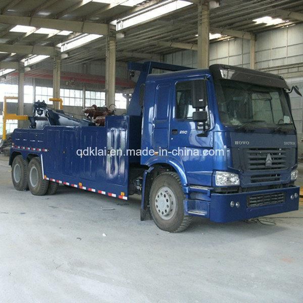 China Brand New HOWO Emergency Towing Truck Road Wrecker Truck