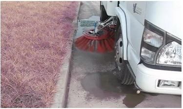 Yueda Road Sweeper Street Sweeper Street Cleaning Machine Sweeper Truck