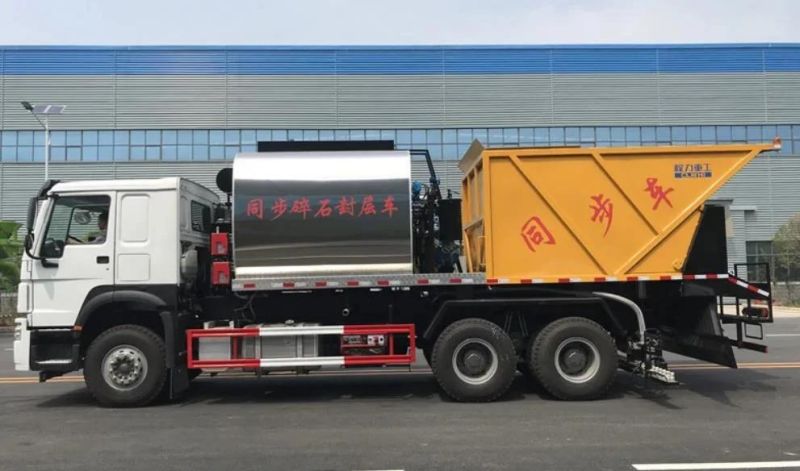 HOWO 6X4 Distributor Bitumen Synchronous Chip Sealer Equipment Truck