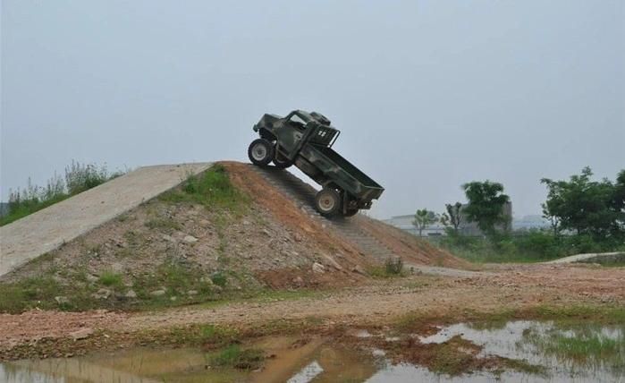 China Military Armored Vehicle - Military Utility Vehicle