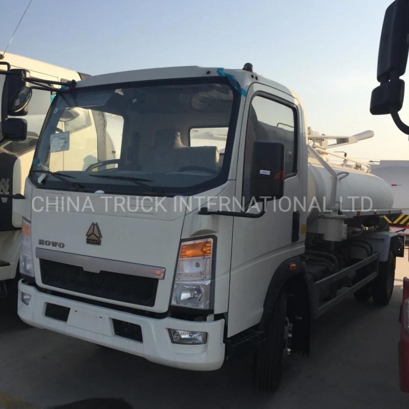 HOWO 4*2 Light Duty Sewage Suction Truck