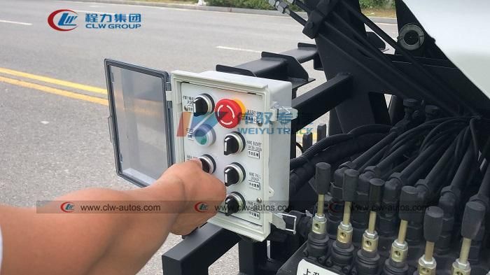 Factory High Price Ratio Dongfeng 7cbm 7000liter Sealed Dump Garbage Truck