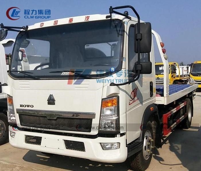 Popular Chinese Sinotruk HOWO 4X2 Platform Towing Truck 4t Flatbed Road Rescue Wrecker Truck
