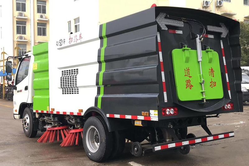 Foton 140HP City Sanitation Vacuum Suction Sweeping Truck Road Sweeper Truck